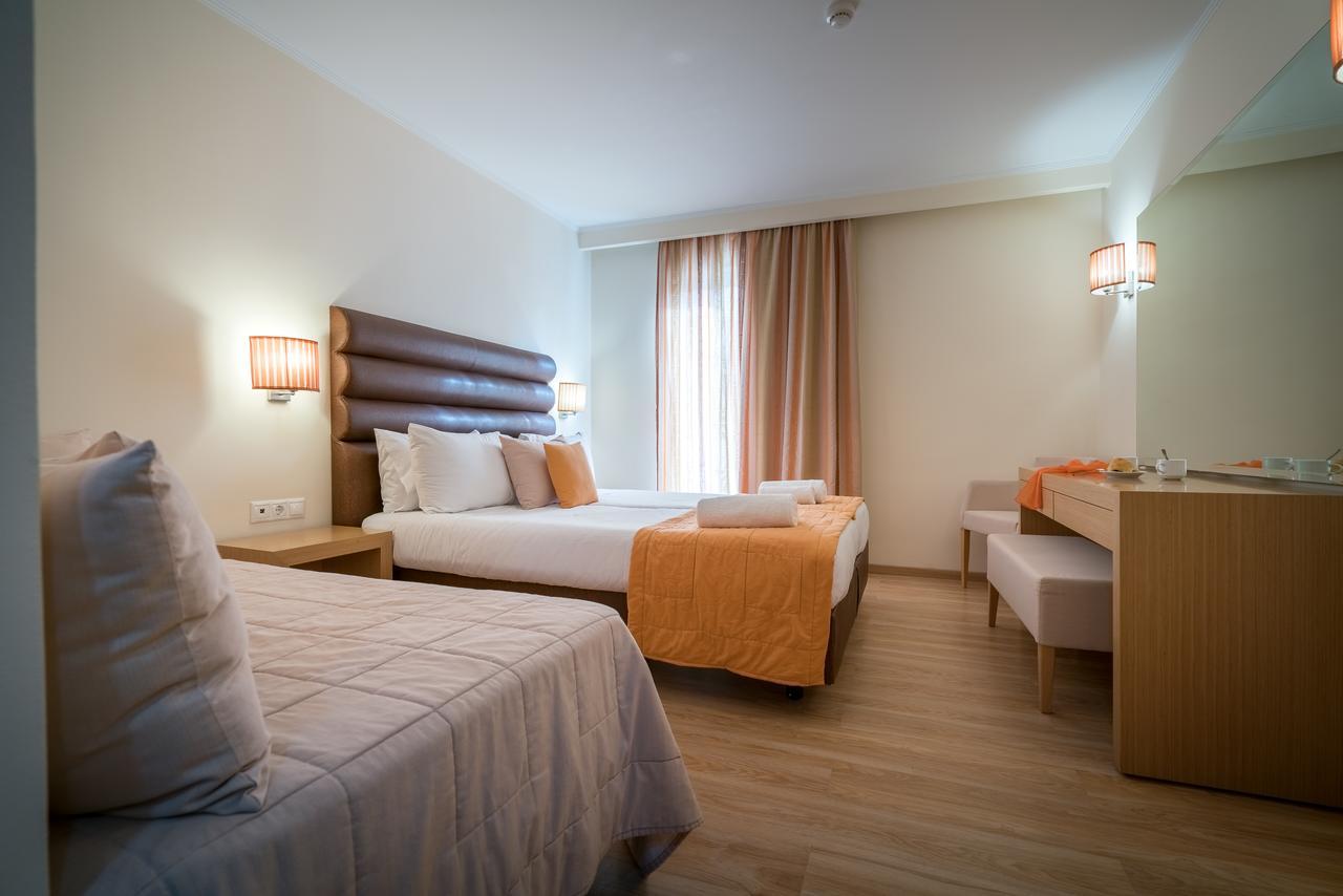 Galaxy Beach Resort BW Premier Collection Laganas Luaran gambar